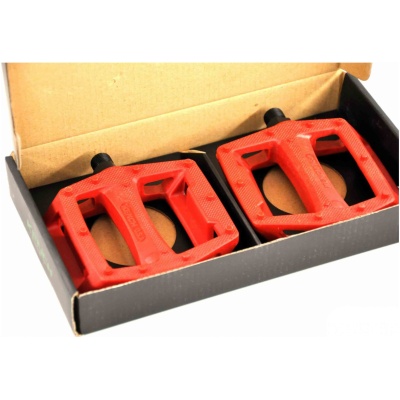 фото - Педаль BMX нейлон-пластик з литим шипом червона