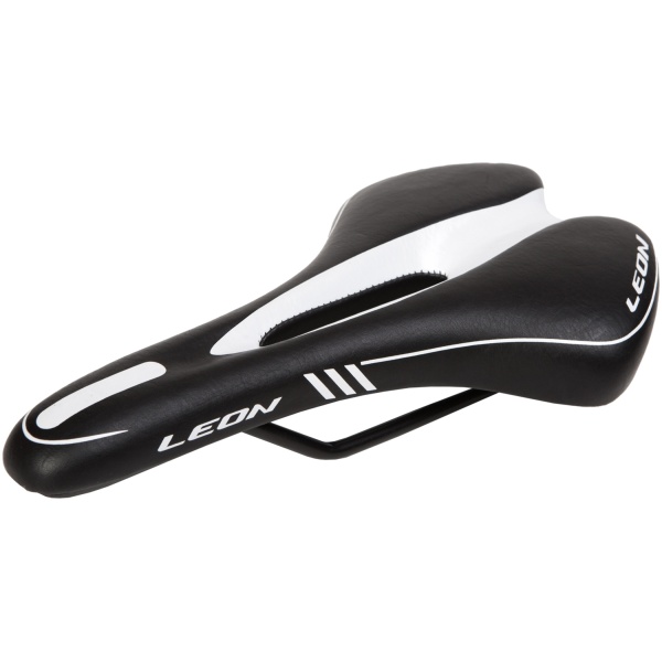 SAD-338-sedlo-s-otverstiem-sr-mo-273156-ch-rno-belyiy-K-San-YBT-K040-c-logo-LEON-2317-1980x1360