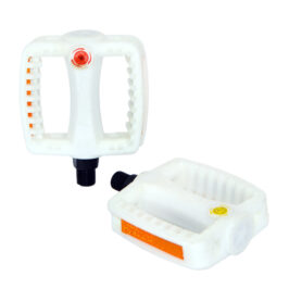 1f70e83609e0d88e2bfcdc4fe445a648