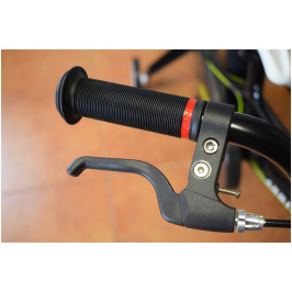 2116871885_w640_h640_2116871885[1]