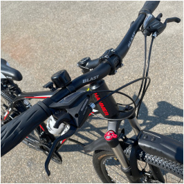 4688738870_w640_h640_4688738870[1]