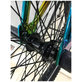 5836179258_w640_h640_5836179258[1]