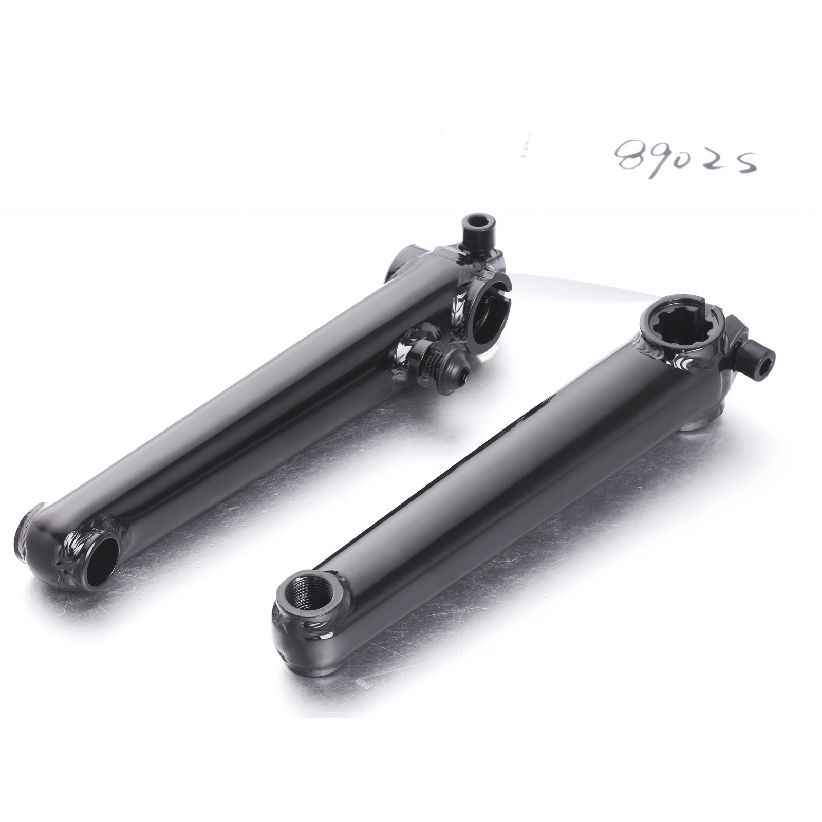 Фото Шатуны BMX 8T -19мм Kenli KL-8902R, Cr-Mo L175мм (черный)