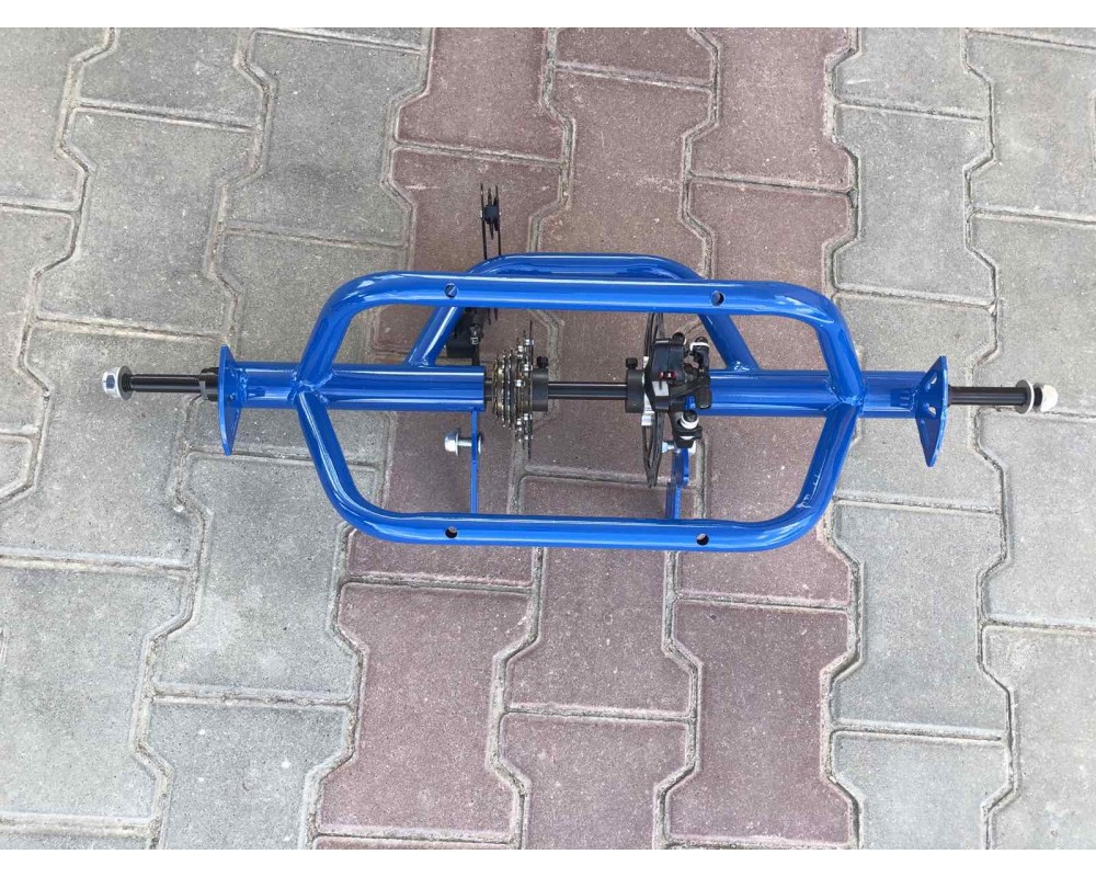 Еркектердің спермасын жалауы Жезөкшенің аяғын жалады