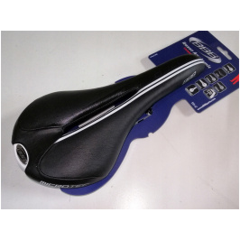 3937831882_sedlo-bbb-bsd-62