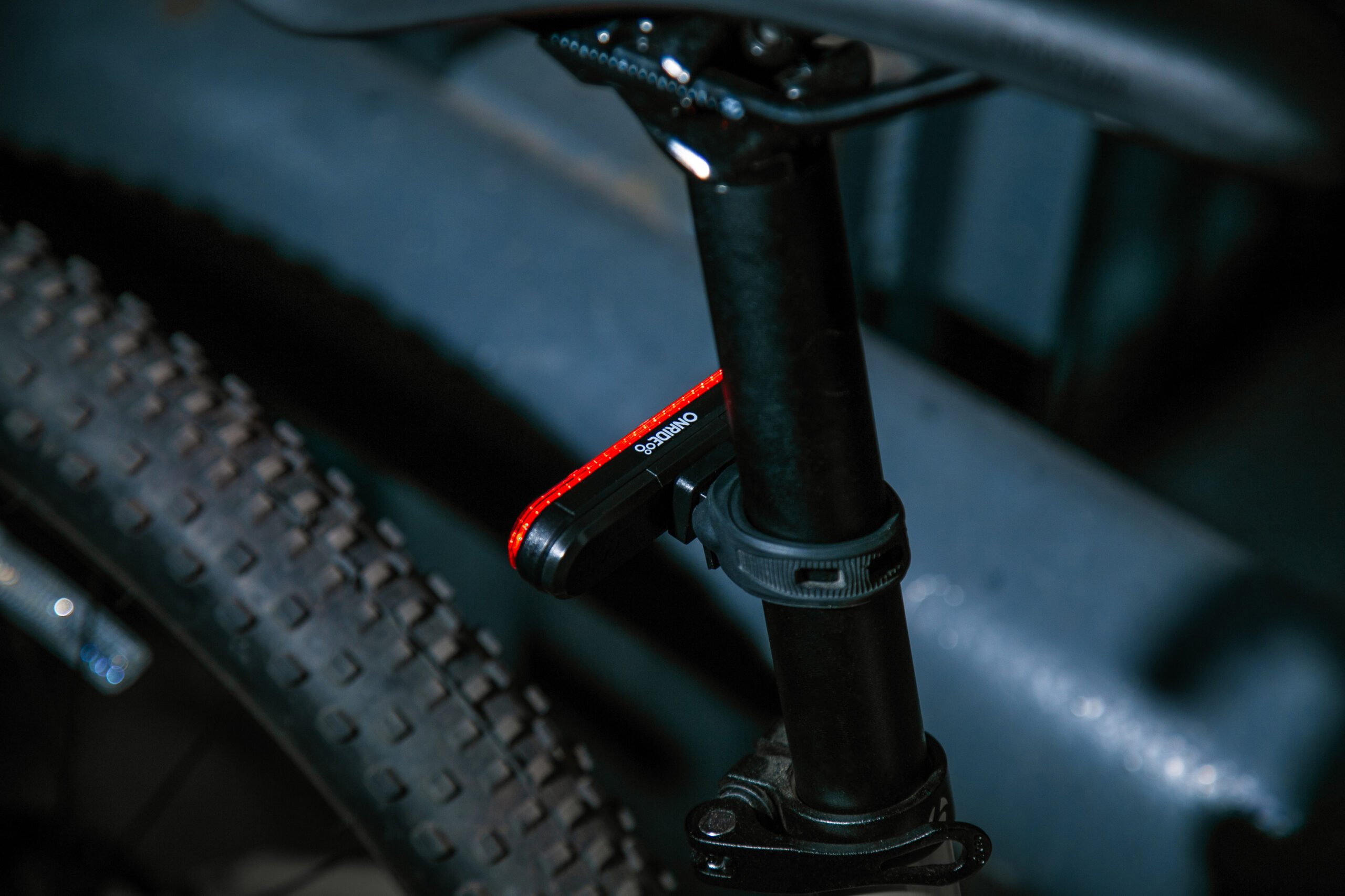 фото - Задний свет ONRIDE Inferno 20 black edition