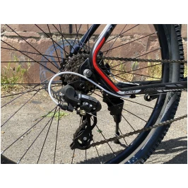 5953537306_w640_h640_5953537306[1]