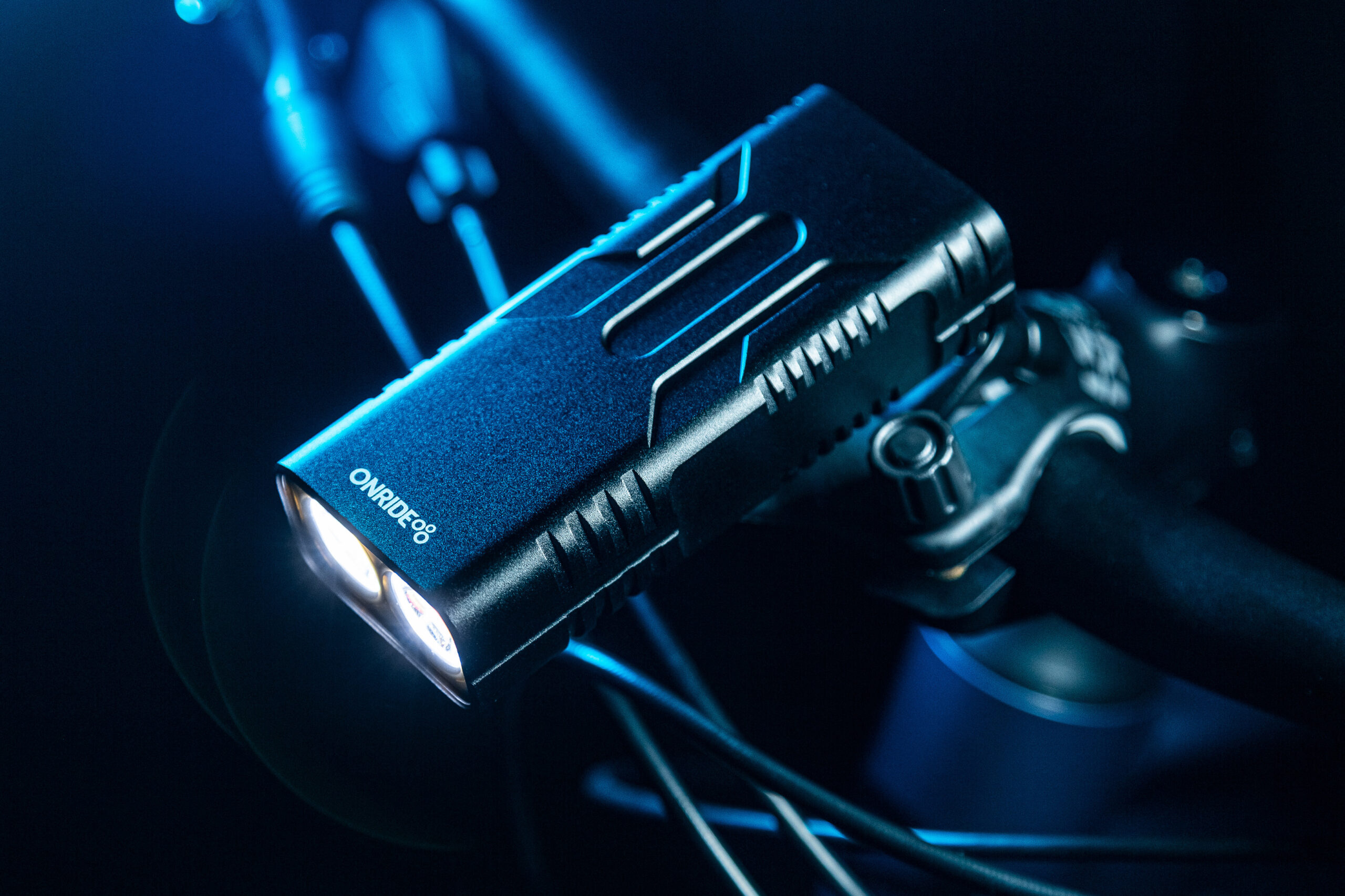 фото - Велосипедна фара ONRIDE Lumio 850 Лм XL Type-C