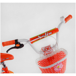 4107642145_w640_h640_4107642145[1]