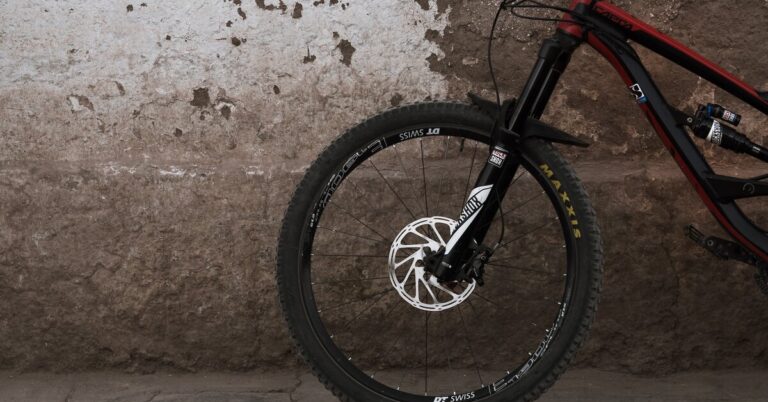 Когда и как менять тормозные колодки на велосипеде