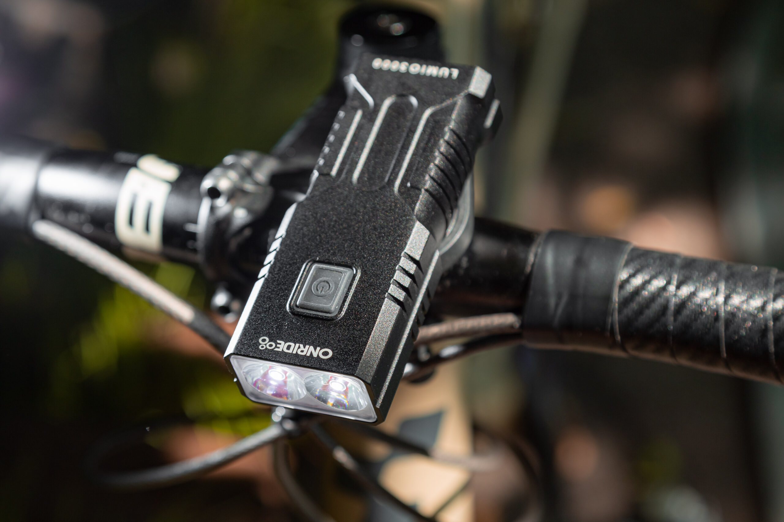 Велосипедна фара ONRIDE Lumio 3000 (3000 lm, 5000 mAh, Type-C)