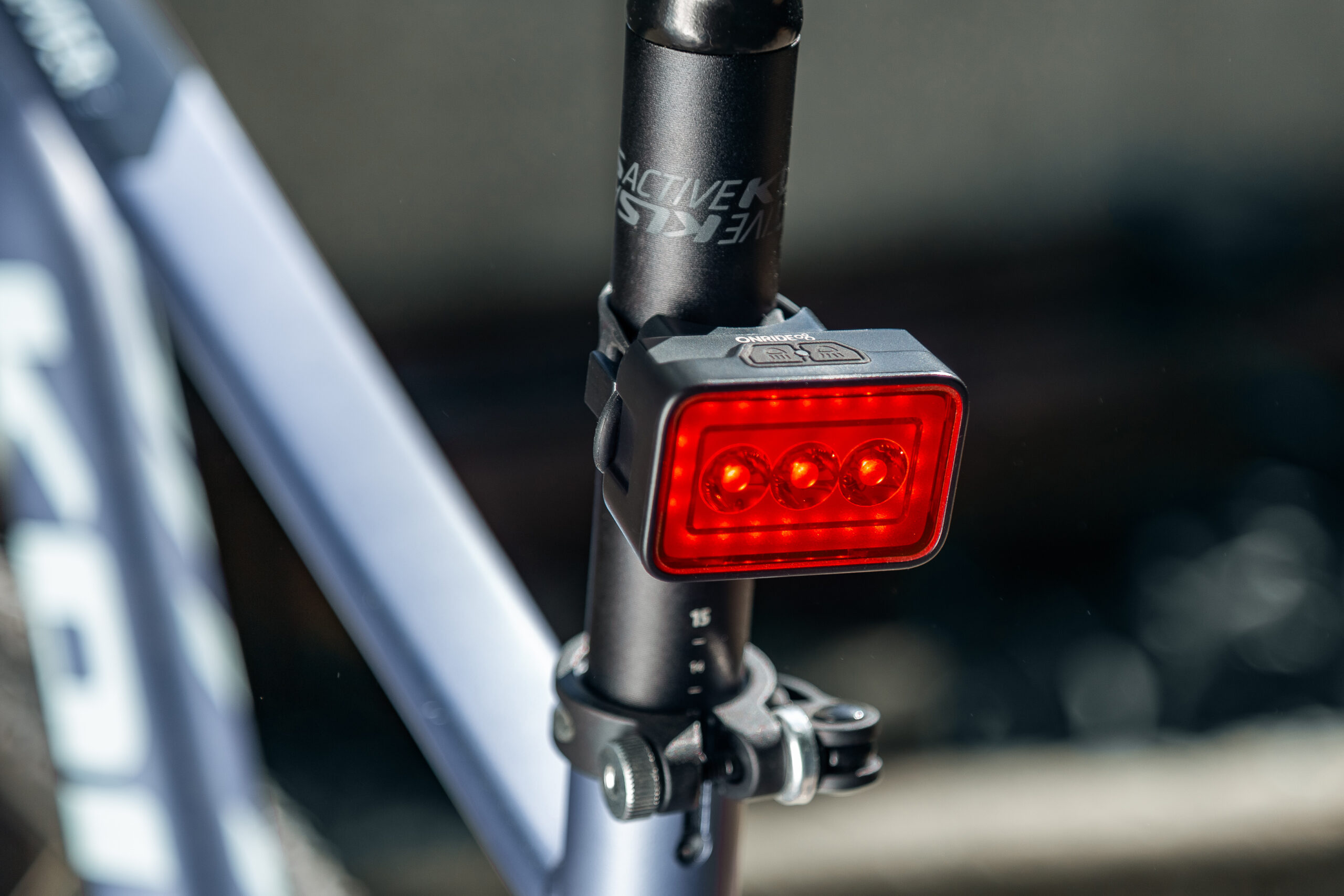 Задній ліхтар ONRIDE Bizarre R (23 лм, 700 мАг, Type-C)